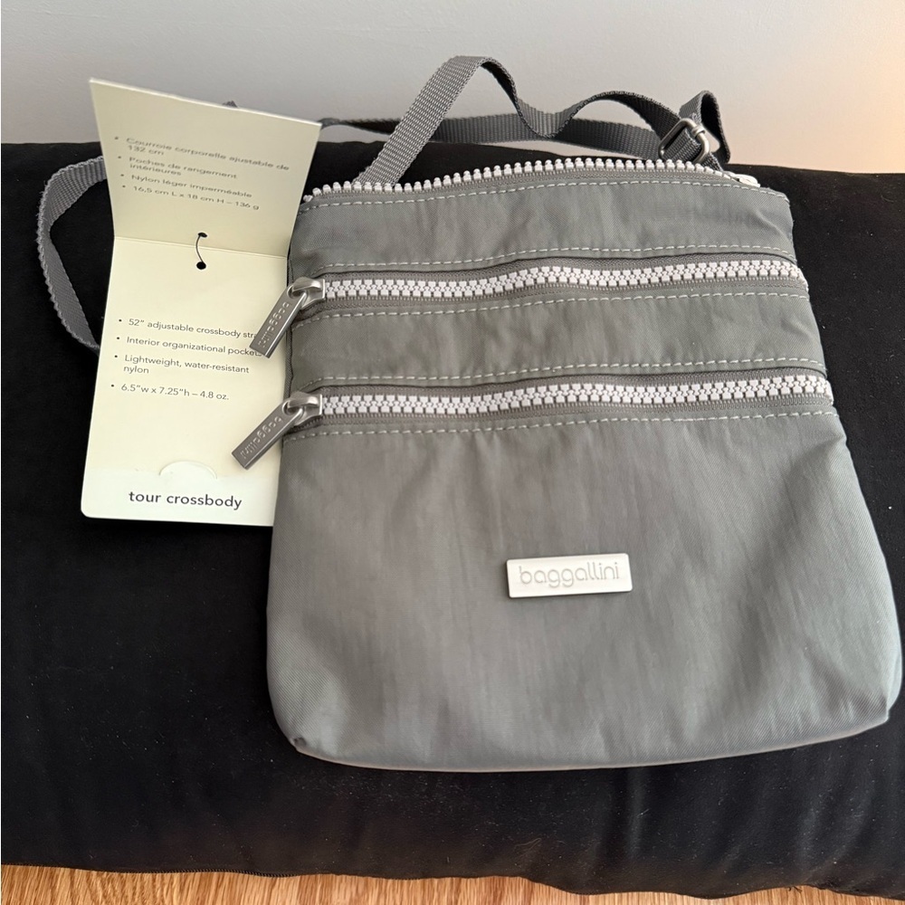 Baggallini | Gray Special Edition Tour Crossbody | NWT